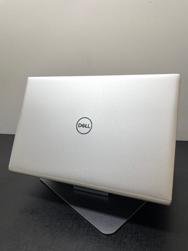 Notebook DELL Latitude 5430 Tela 14" Intel I5 12Th Gen 16Gb 256Gb Windows 10 Pro Semi novo - Imagem 5