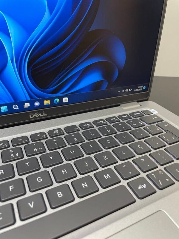 Notebook DELL Latitude 5430 Tela 14" Intel I5 12Th Gen 16Gb 256Gb Windows 10 Pro Semi novo - Imagem 4
