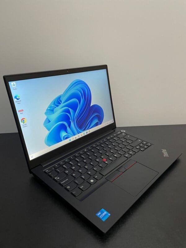 Notebook Lenovo ThinkPad E14 G2 Tela 14" Intel I7 11Th 16Gb 256Gb Windows 10 Pro Semi Novo - Imagem 7