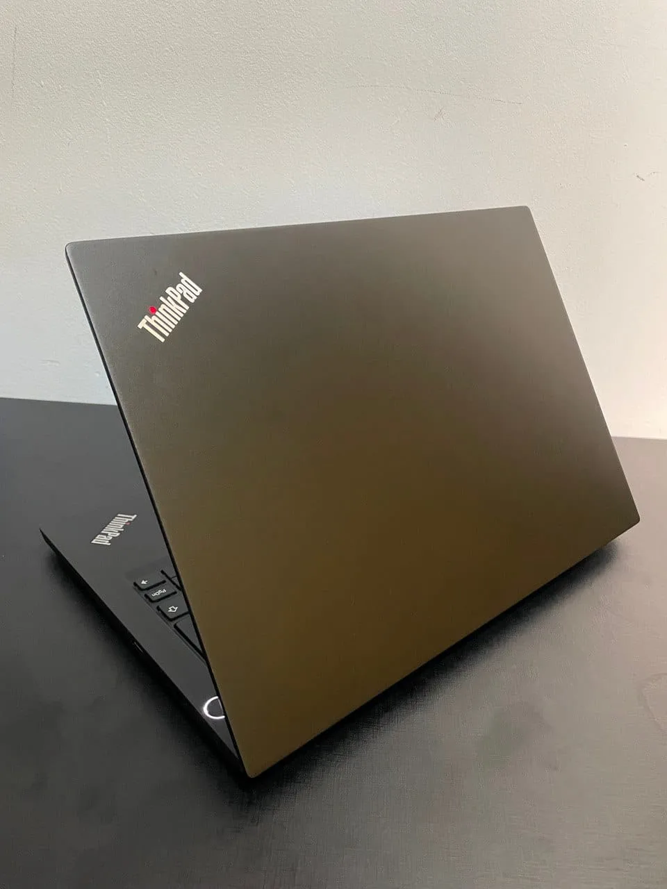 Notebook Lenovo ThinkPad E14 G1 Tela 14" Intel I5 10Th 16Gb RAM 256Gb Windows 10 Pro Semi Novo - Imagem 8